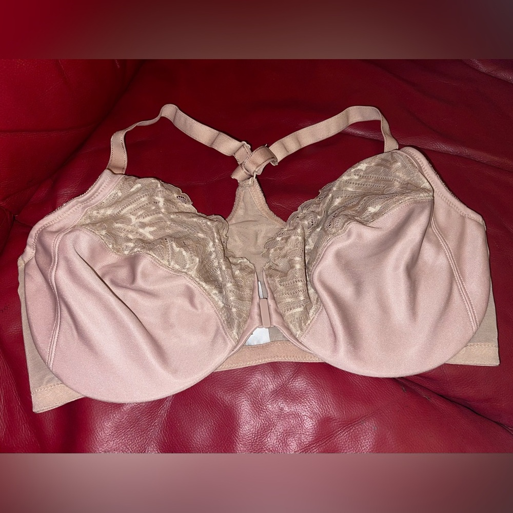 Trims lace underwire bra